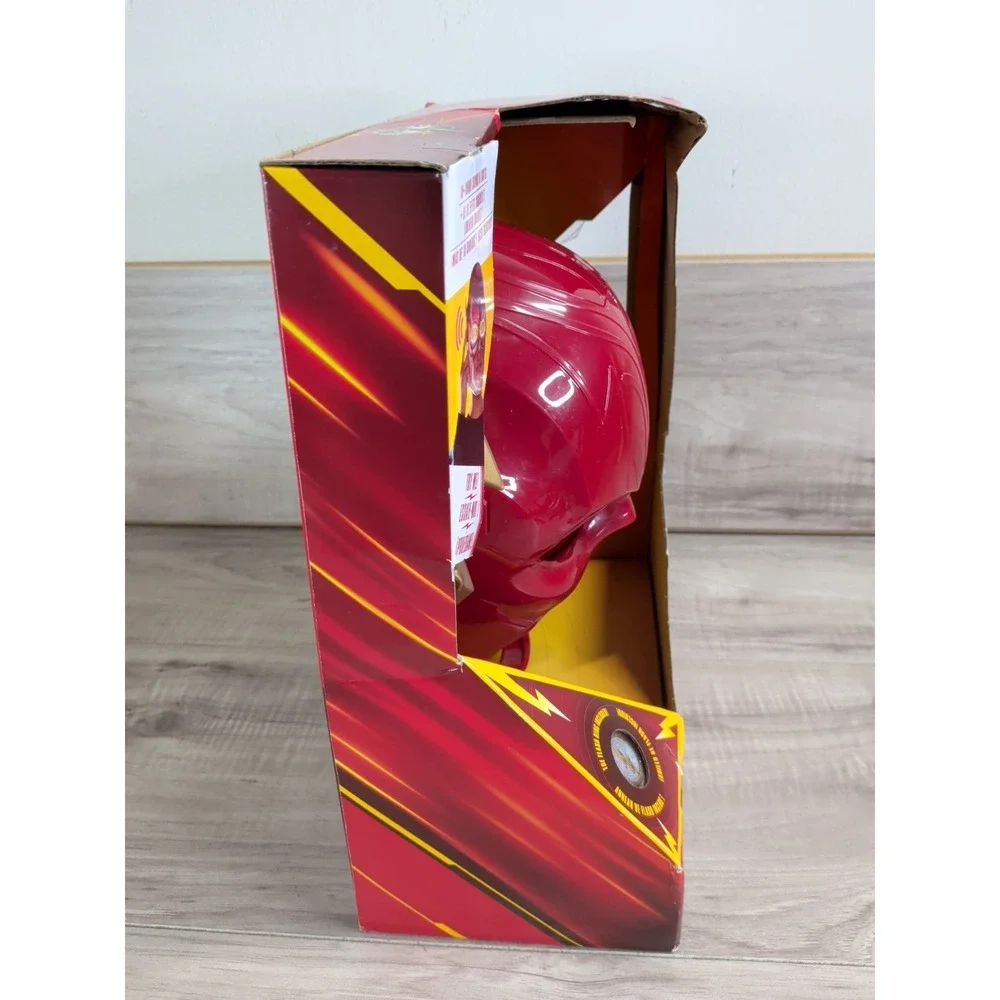 DC Comics The Flash Hero Set Iconic Mask with Visor and Ring Spin Master 2022.